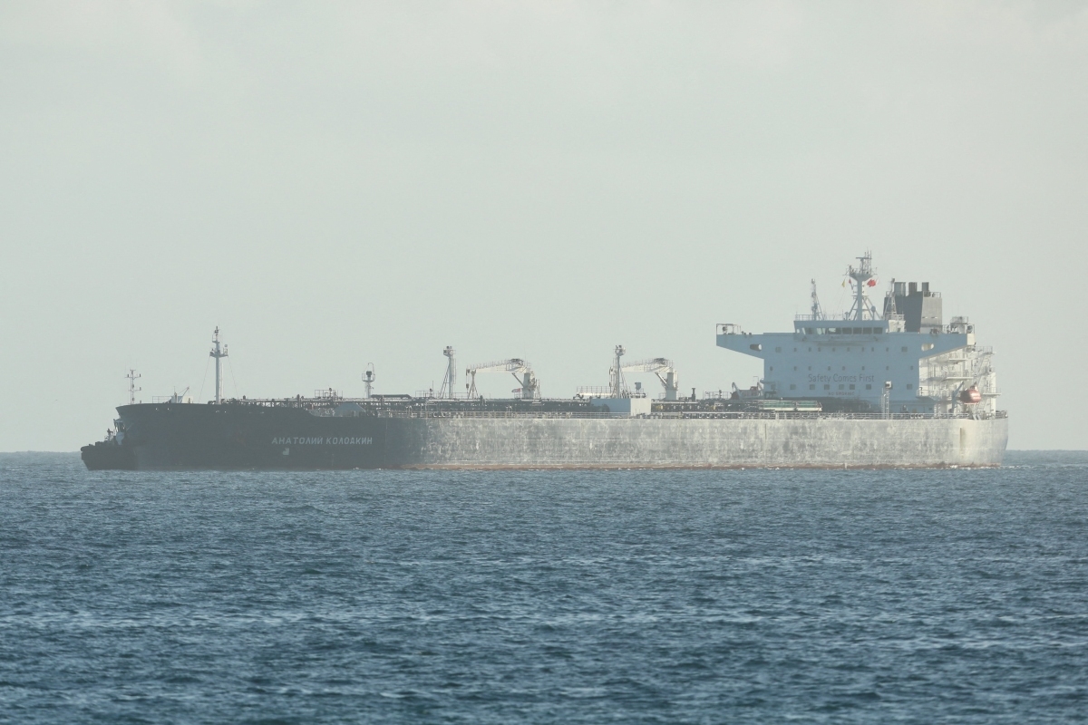 Russian-flagged oil tanker Anatoly Kolodkin, carrying some 700,000 barrels of crude, approaches the area of anchorage in Matanzas, Cuba, March 31, 2026. (Photo: REUTERS/Norlys Perez)