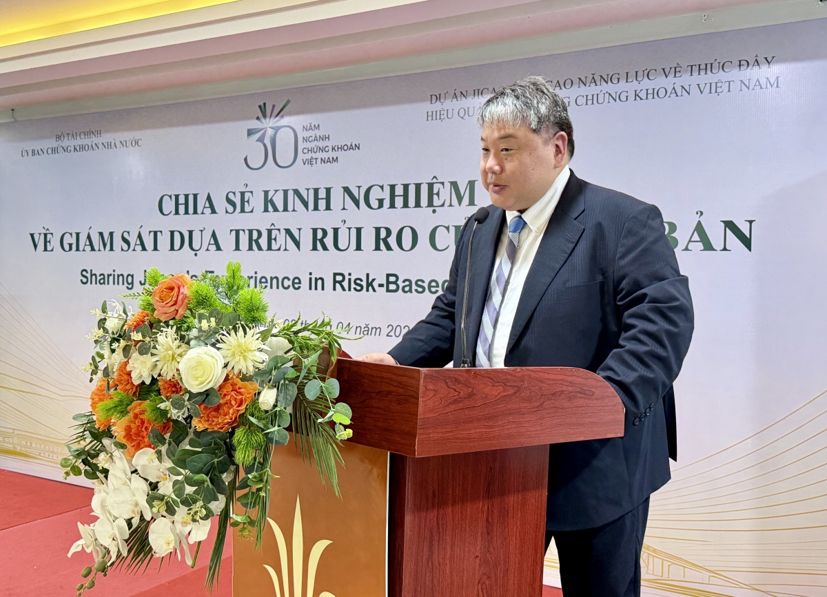 金融庁（JFSA）の池田宜睦氏、JICA長期専門家（写真：JICA）