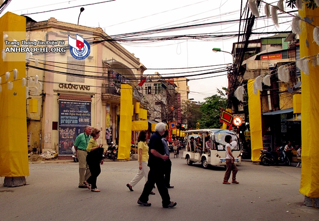 phong su anh, dinh kim ngan, hang bac