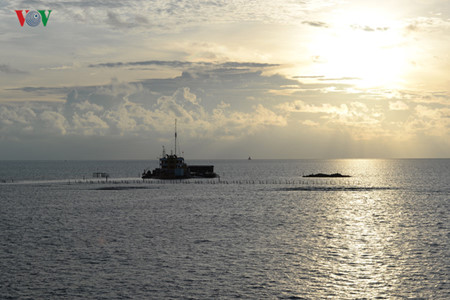 bien troi truong sa - nhung khoanh khac lang man hinh 5