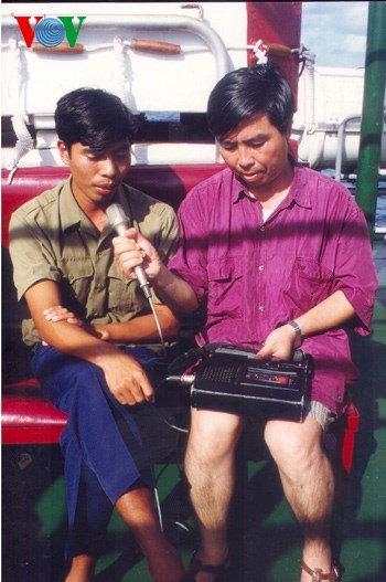 nha bao truong cong hoa: tuoi tac khong lam moi doi chan hinh 0